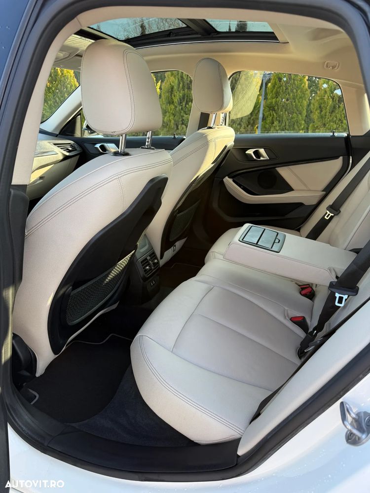 BMW Seria 2 218i Aut. Luxury Line - 9