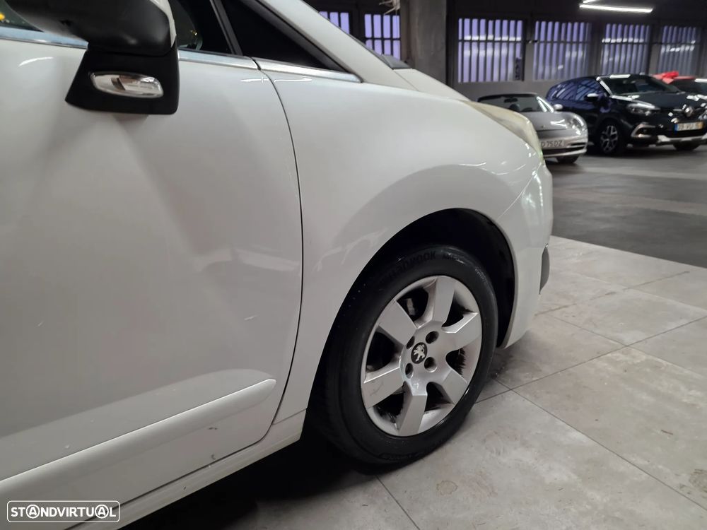 Peugeot 5008 e-HDI 115 ETG6 Stop&Start Active - 10