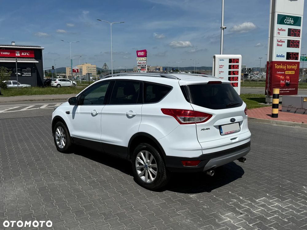 Ford Kuga 2.0 TDCi 2x4 SYNC - 4