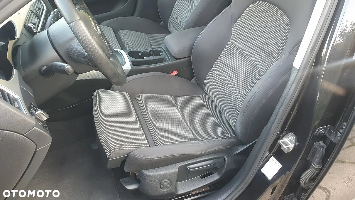 Audi A4 Avant 2.0 TDI DPF Ambiente - 8