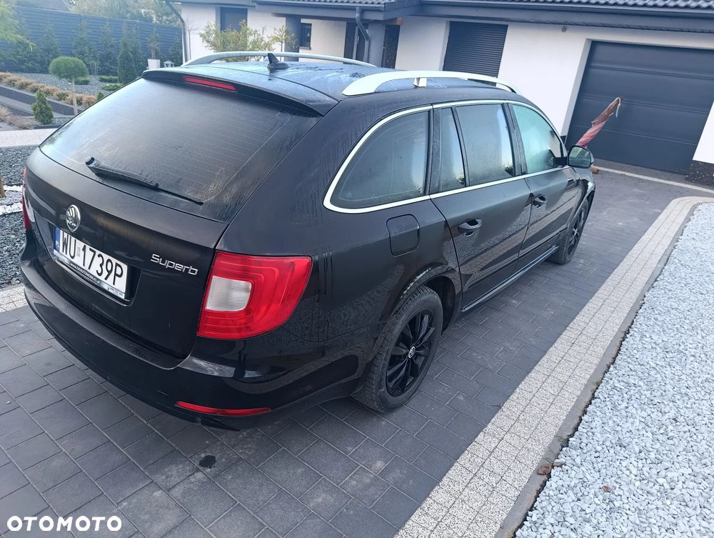 Skoda Superb 2.0 TDI Comfort DSG - 6