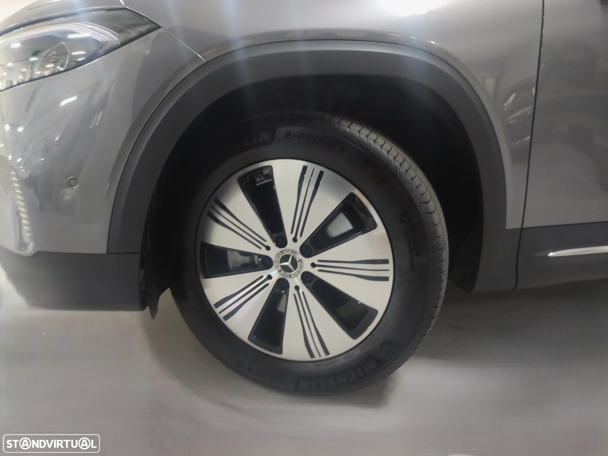Mercedes-Benz EQB 250 Progressive - 4