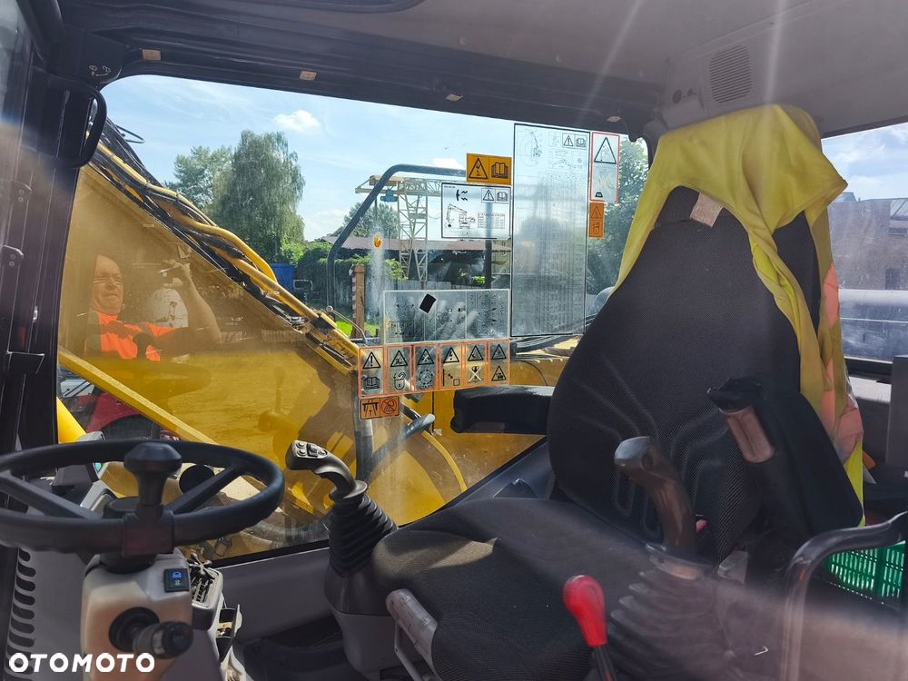 Komatsu Pw 160 - 7E0 4X4 - 19