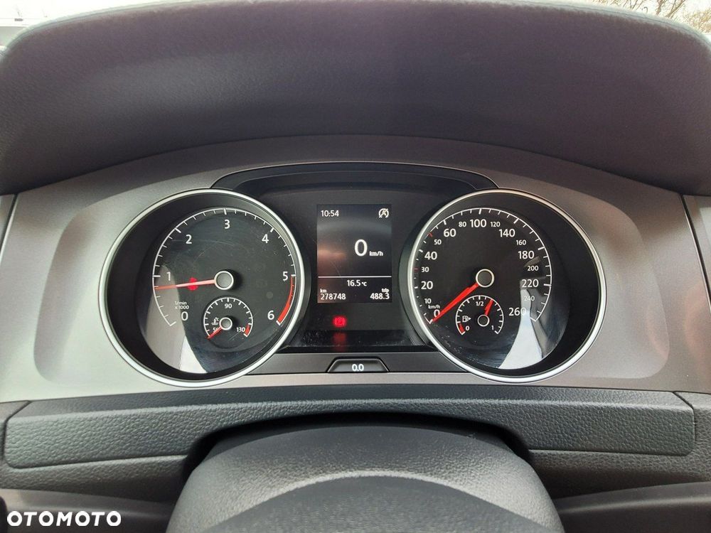 Volkswagen Golf - 12