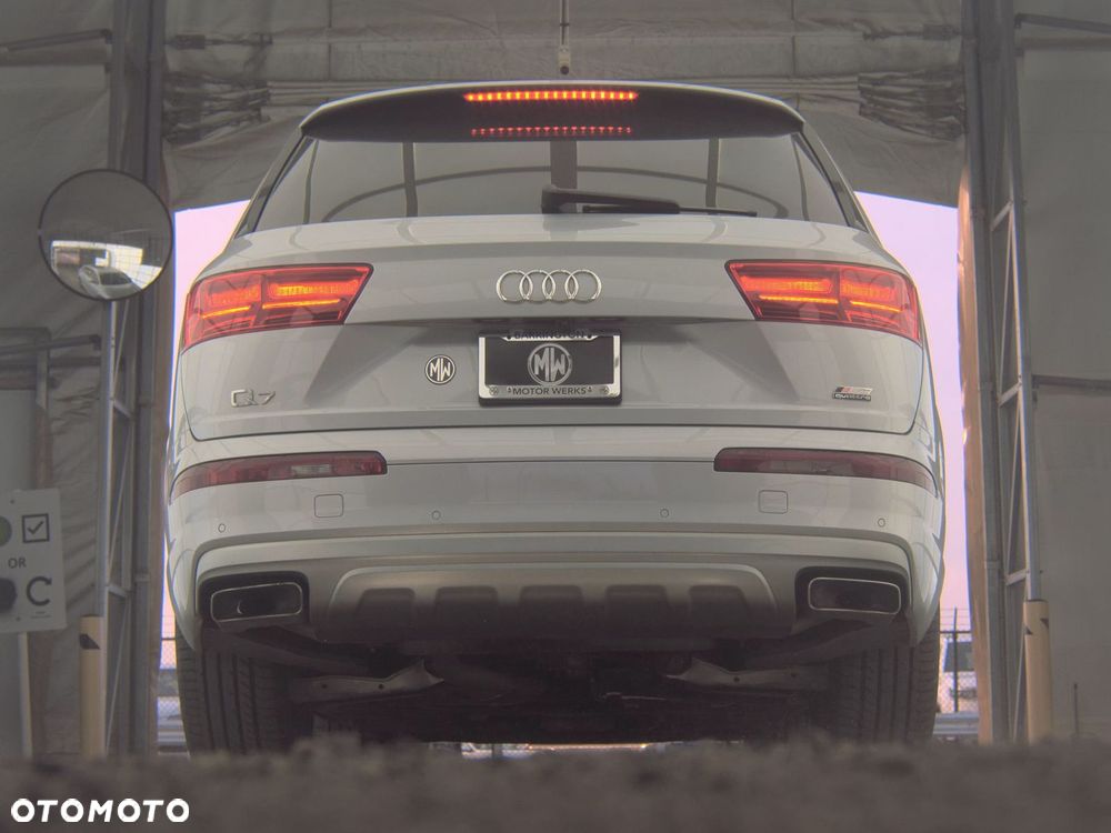 Audi Q7 - 5