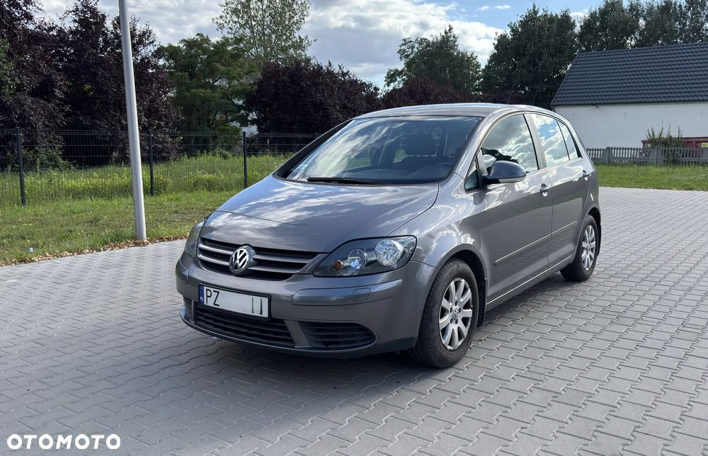 Volkswagen Golf Plus - 1