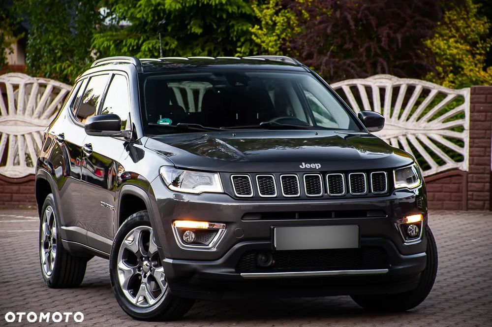 Jeep Compass - 1
