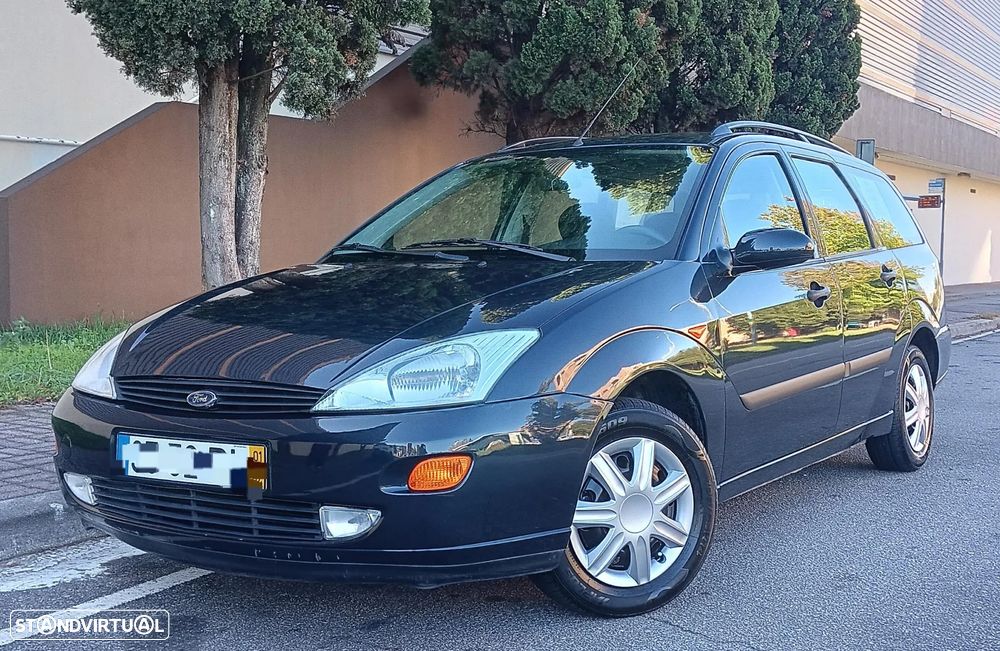 Ford Focus SW — photo 2