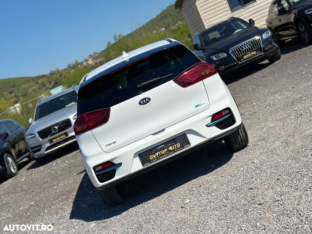 Kia Niro - 32