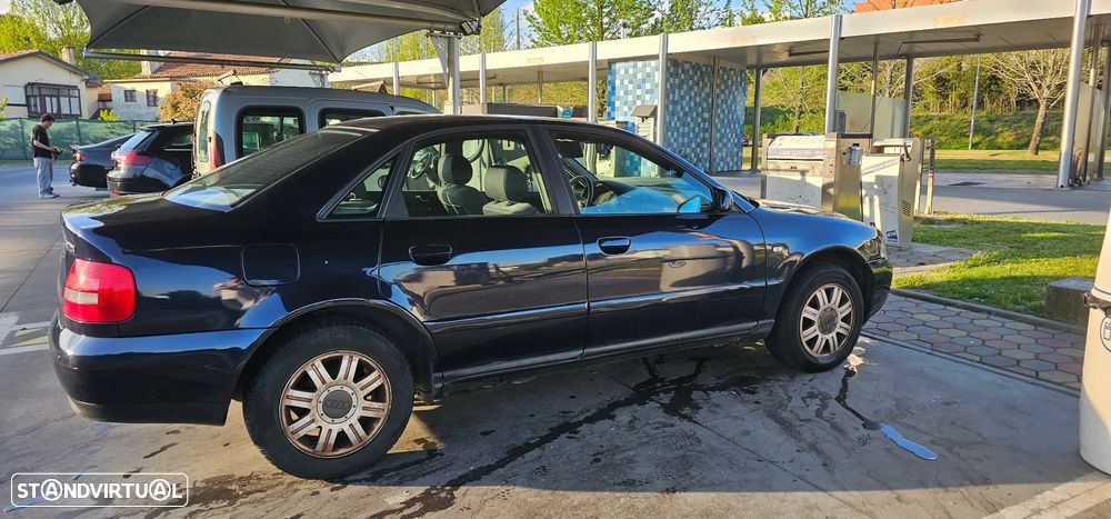 Audi A4 1.9 TDI m5 - 3