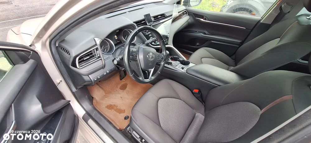 Toyota Camry 2.5 Hybrid Prestige CVT - 4