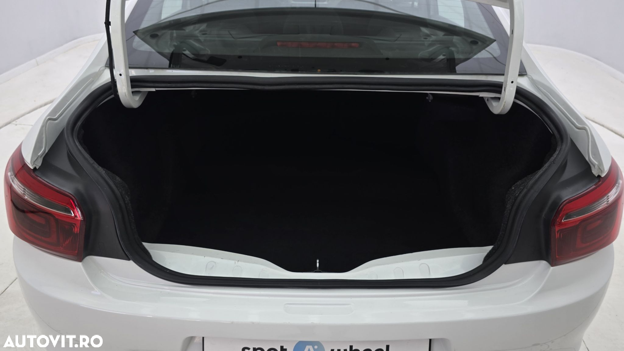 Citroën C-Elysée 1.5 BlueHDi 100 S&S BVM6 Feel - 25