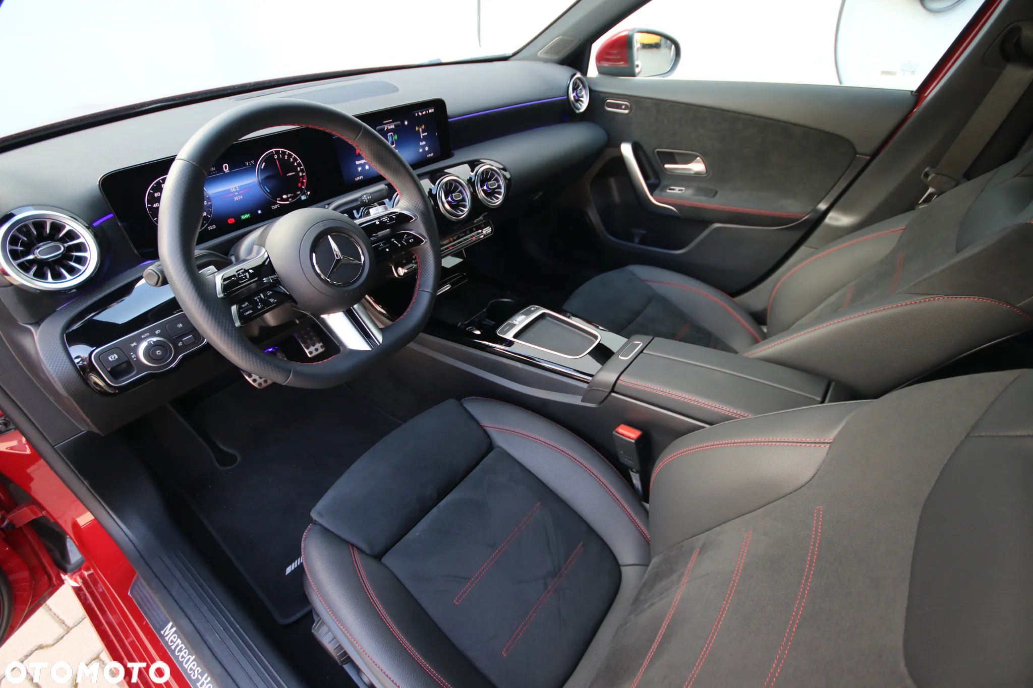 Mercedes-Benz Klasa A 250 e PHEV AMG Line 8G-DCT - 13