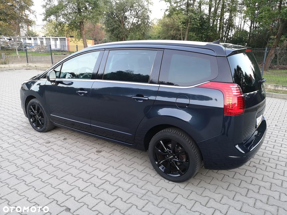 Peugeot 5008 1.6 THP Allure 7os - 19