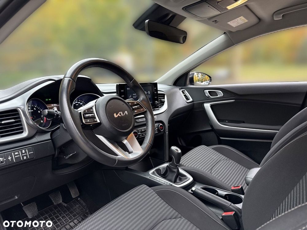 Kia XCeed 1.5 T-GDI Business Line - 11