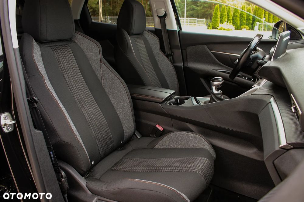 Peugeot 3008 - 19