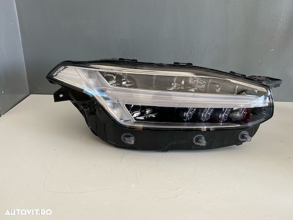 Far dreapta FULL LED Volvo XC90 2018+ 31468919 316555266 - 1