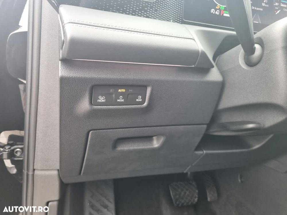 Volkswagen Tiguan - 12