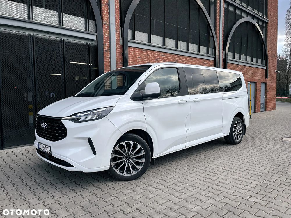Ford Tourneo Custom 2.0 EcoBlue 320 AWD L2 Titanium - 11