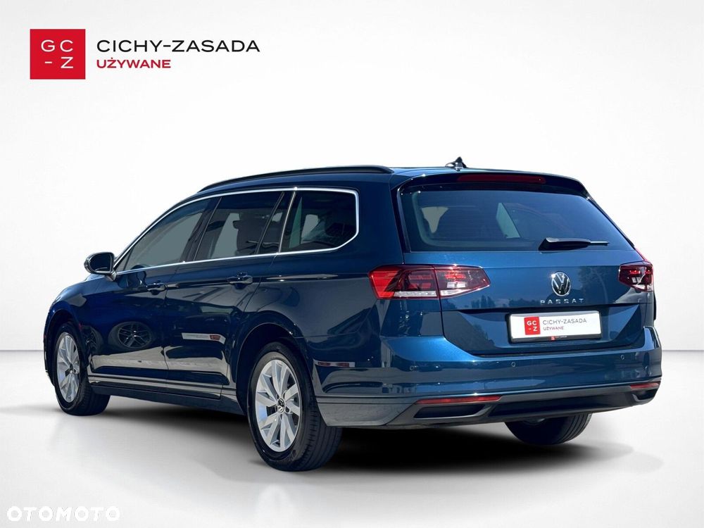 Volkswagen Passat Variant 2.0 TDI SCR Business DSG - 3
