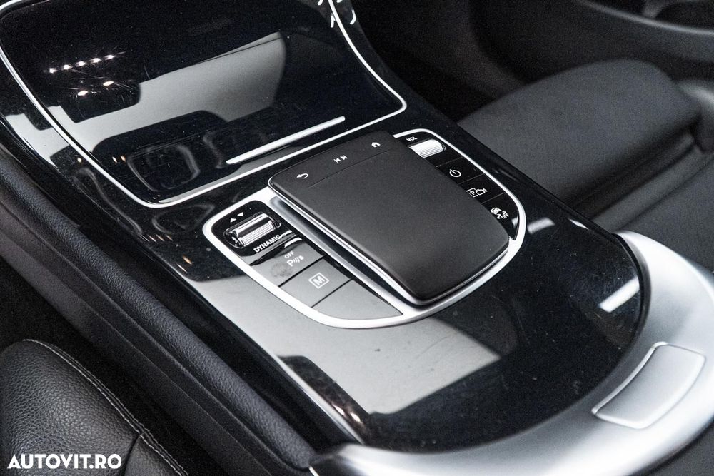 Mercedes-Benz GLC Coupe 300 de 4Matic 9G-TRONIC AMG Line Plus - 23