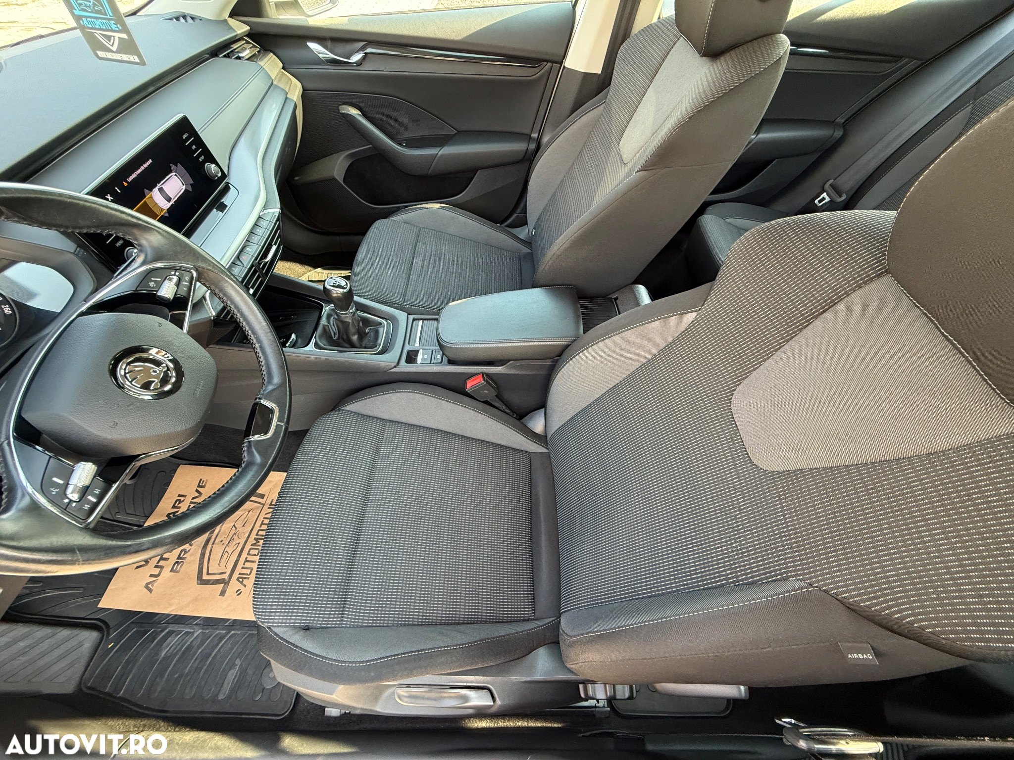 Skoda Octavia Combi 2.0 TDI Ambition - 7