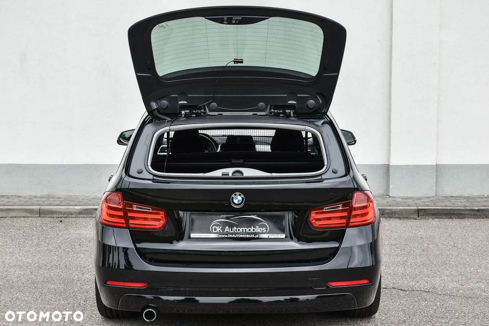 BMW Seria 3 318d Blue Performance Sport Line - 36
