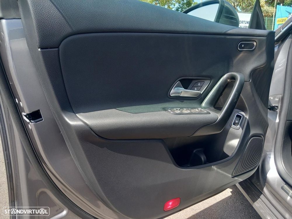Mercedes-Benz CLA 180 d Shooting Brake Style Plus Aut. - 8