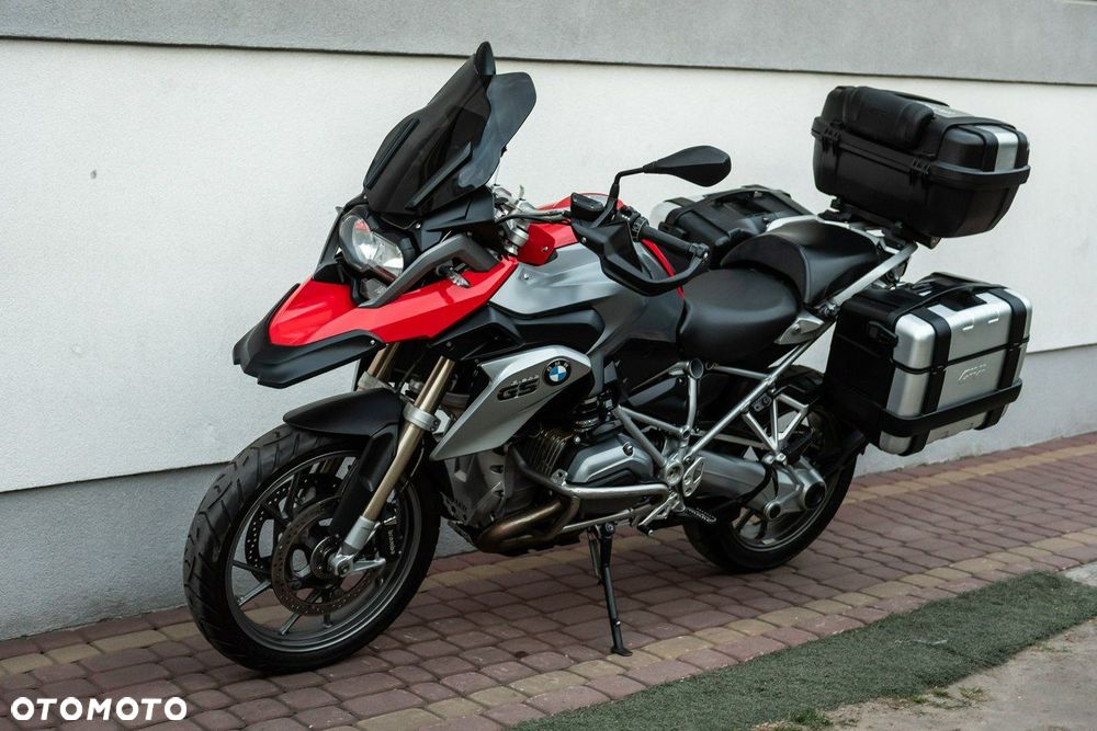 BMW R - 8
