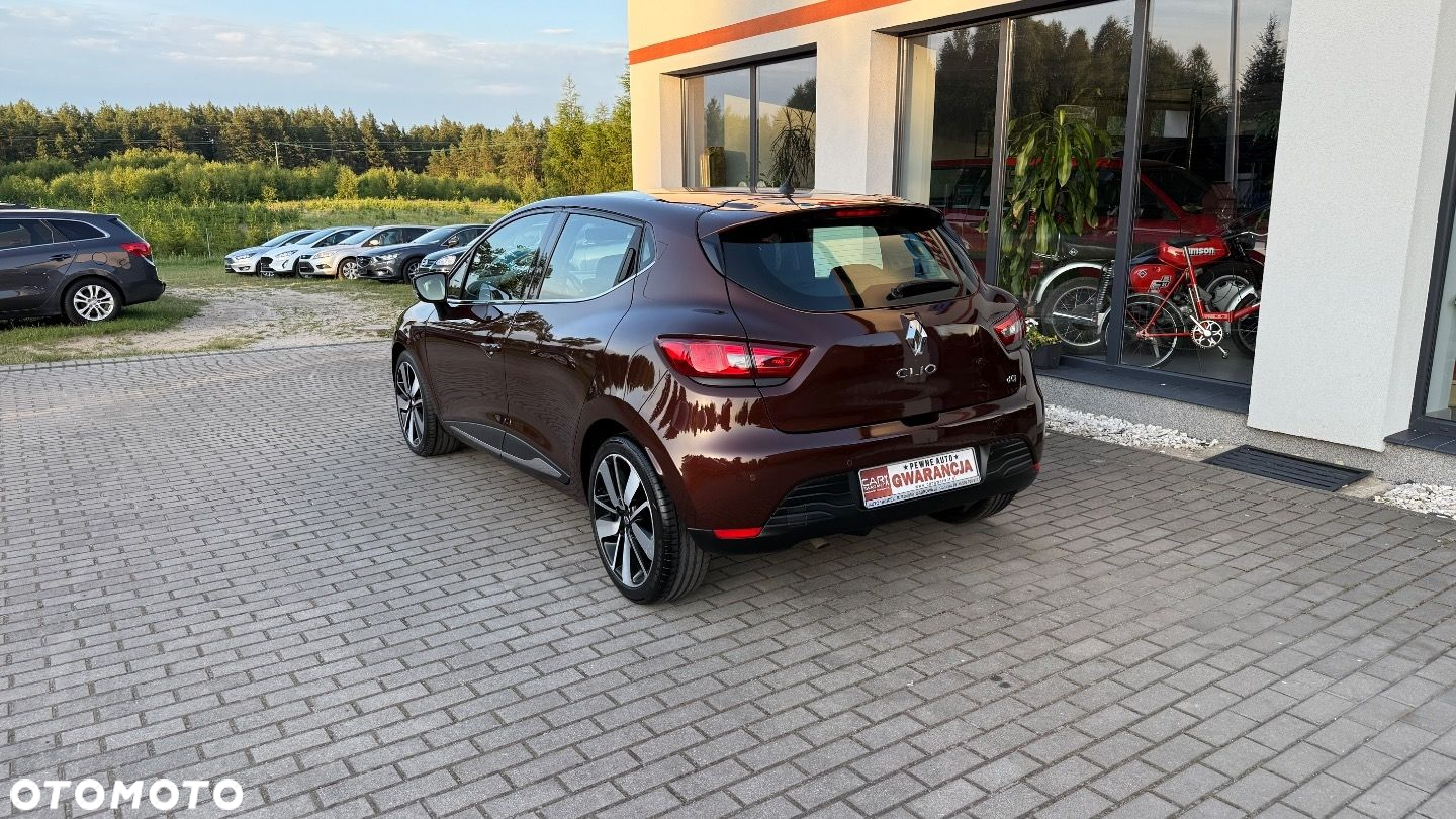 Renault Clio - 9