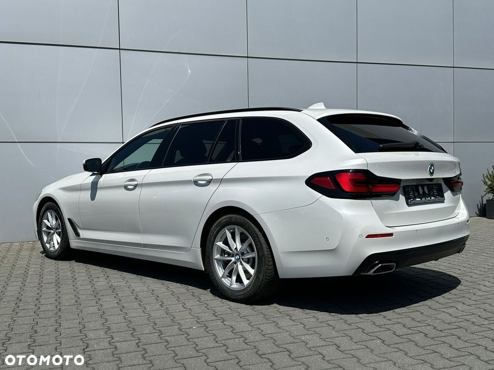BMW Seria 5 - 12
