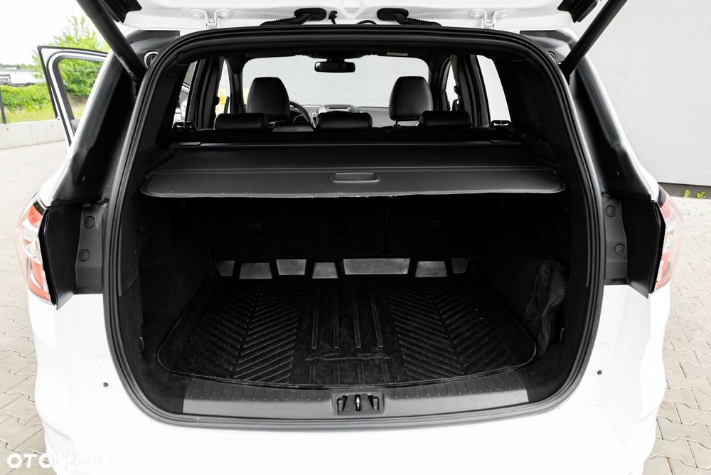 Ford Kuga 2.0 TDCi 4x4 ST-Line - 16