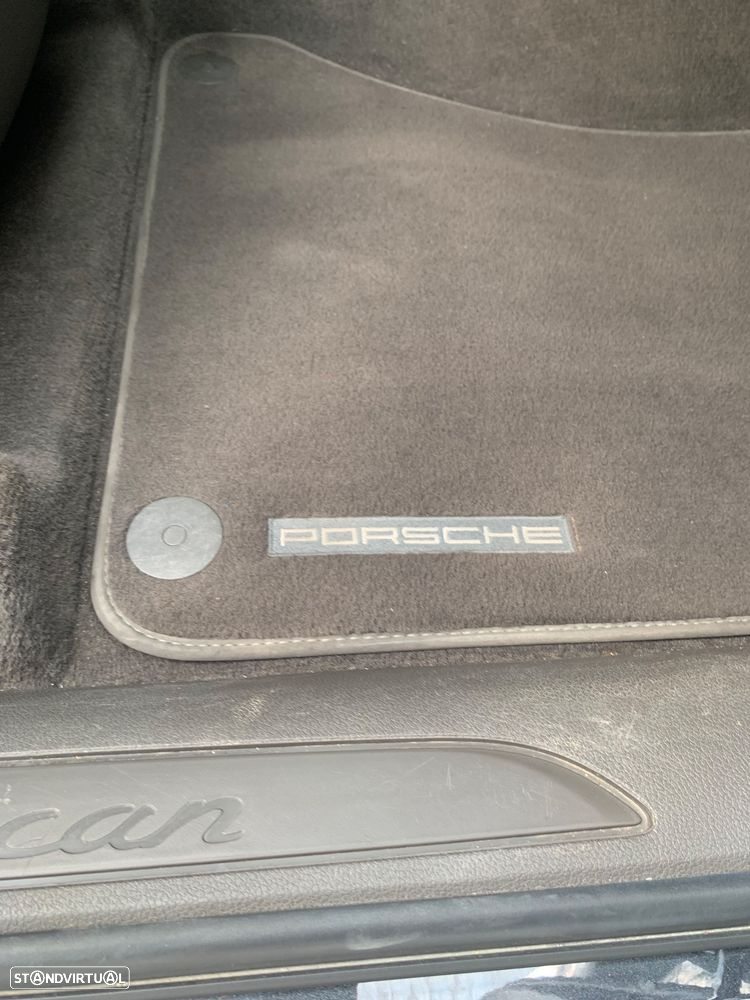 Porsche Macan Standard - 40
