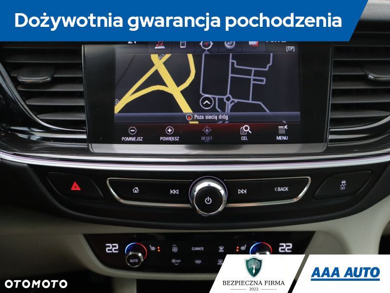 Opel Insignia - 21
