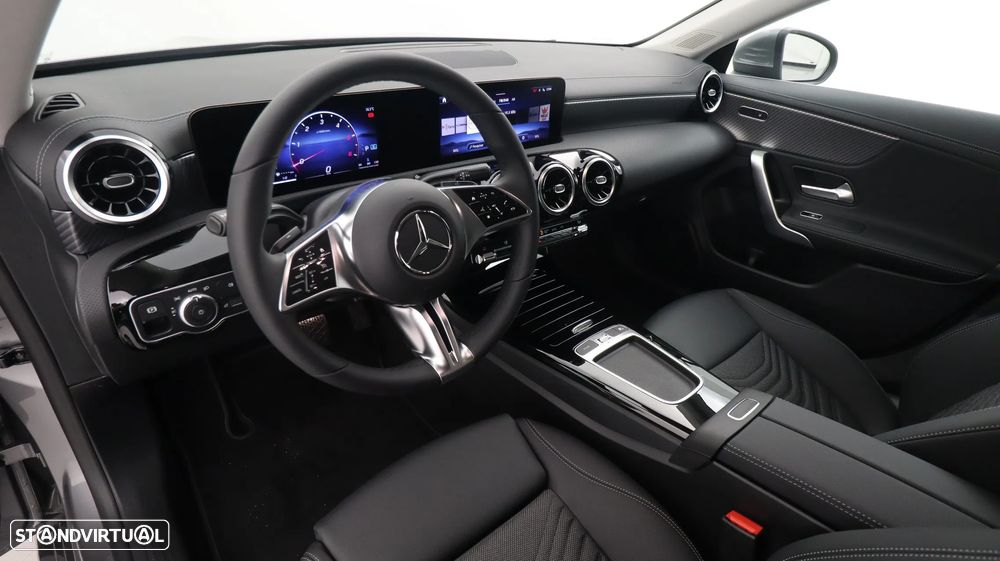 Mercedes-Benz CLA 180 d Progressive Aut. - 25