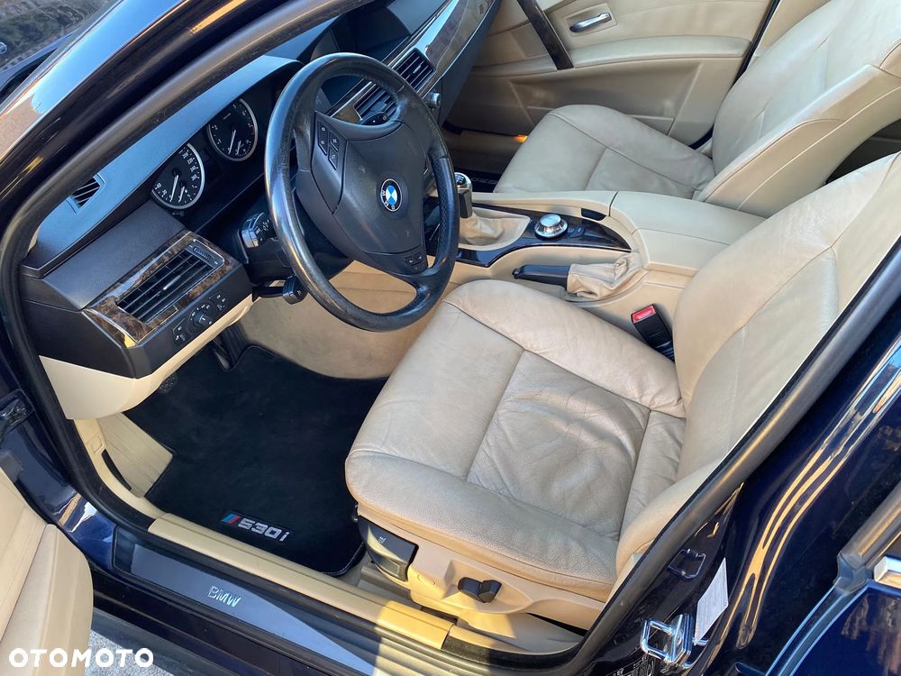 BMW Seria 5 530i - 11
