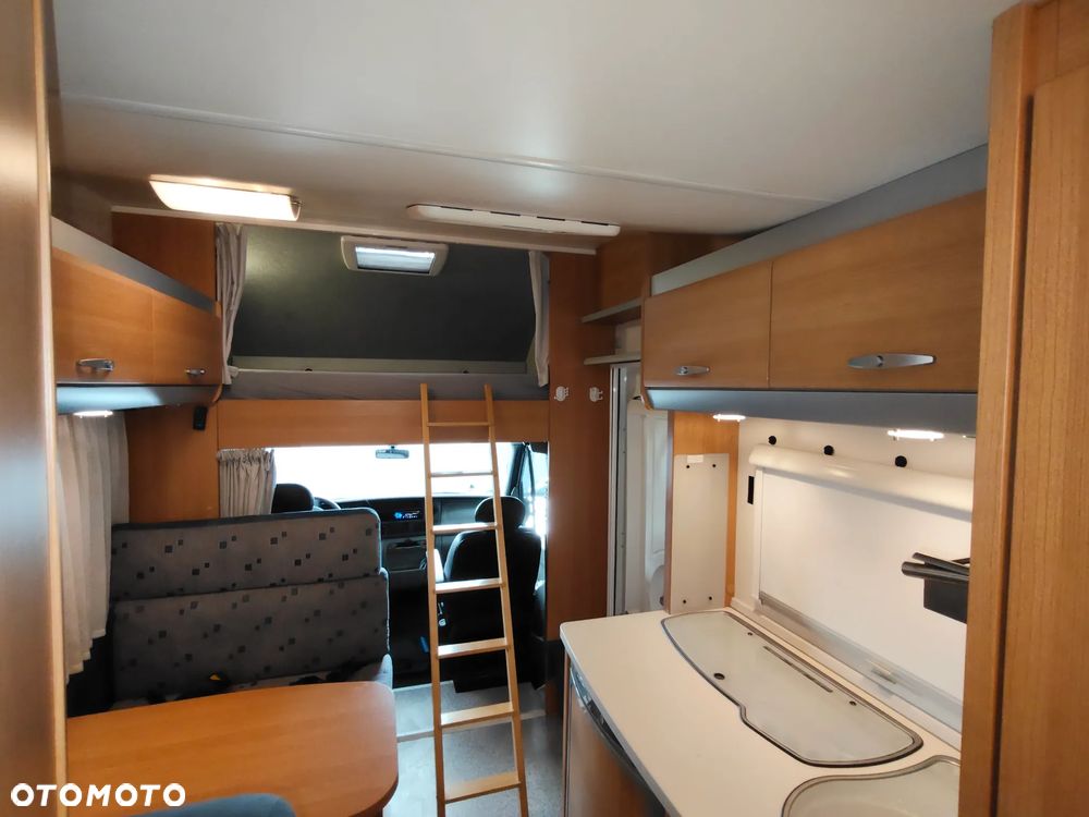 KNAUS SKY TR' - 9