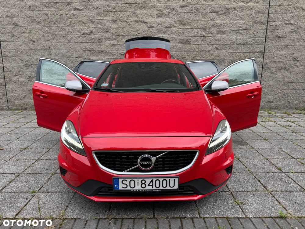 Volvo V40 T3 Drive-E R-Design Momentum - 4