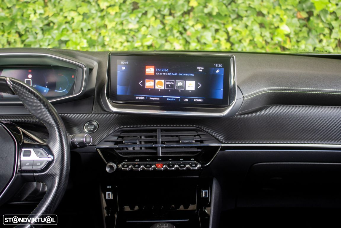 Peugeot 2008 1.5 BlueHDi GT - 17