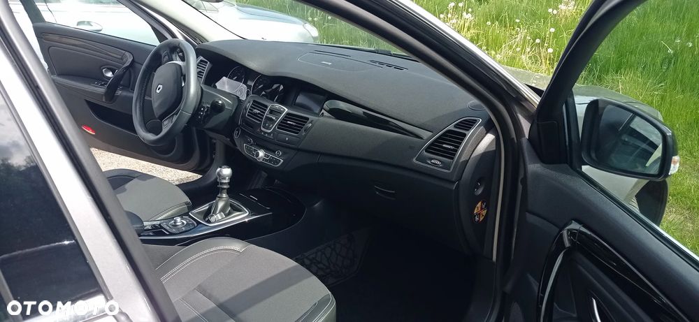 Renault Laguna dCi 150 FAP Bose - 12