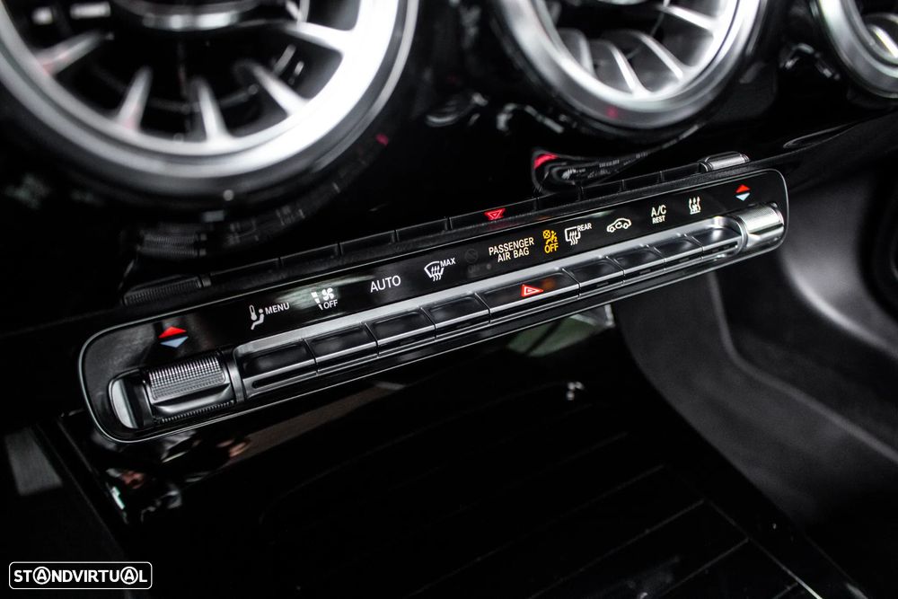 Mercedes-Benz A 250 e Style Plus - 26