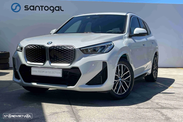 BMW iX1 xDrive30 Pack Desportivo M