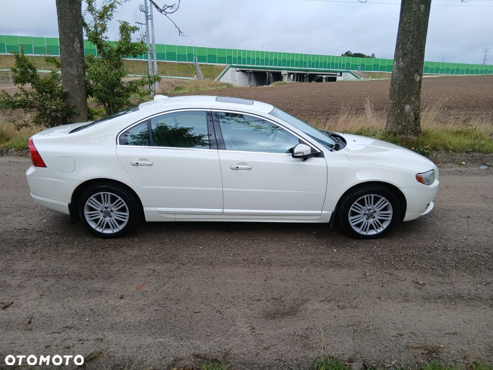 Volvo S80 4.4 V8 Summum - 2