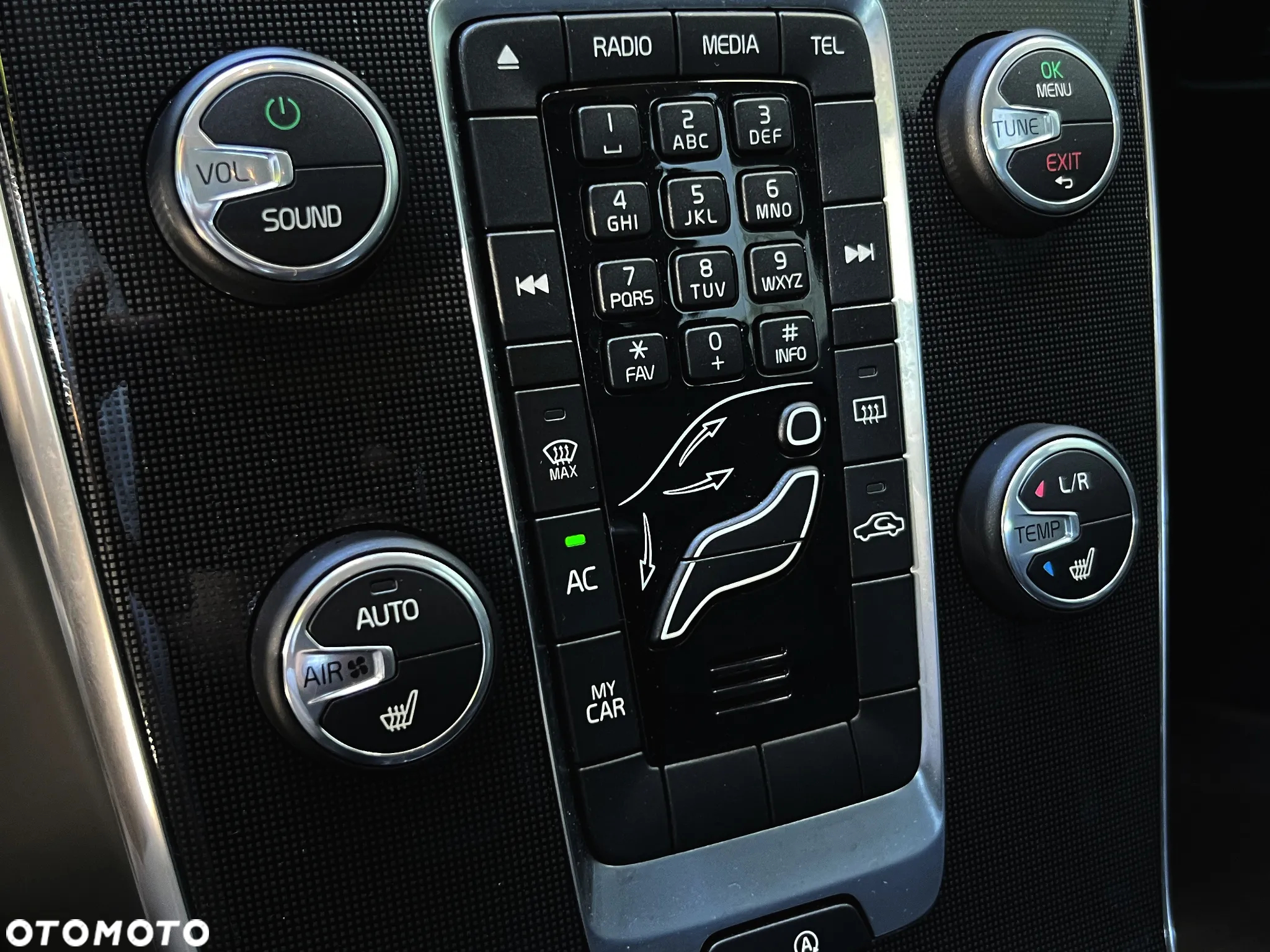 Volvo V40 - 30