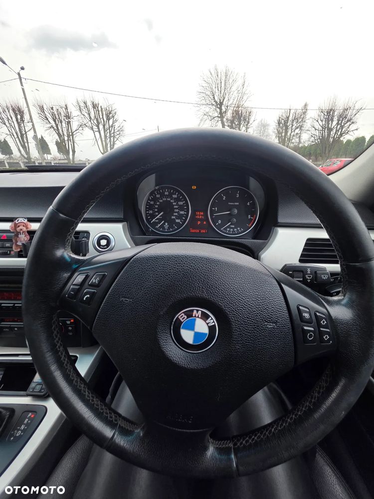 BMW Seria 3 - 16
