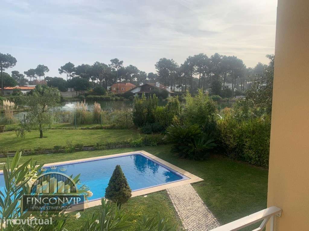 Moradia T5 na Herdade da Aroeira - Vista Panorâmica para Lago Priva... - Grande imagem: 2/5