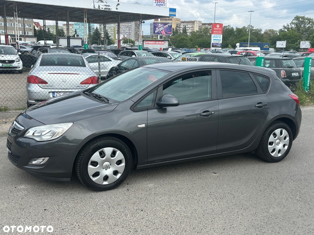 Opel Astra 1.4 Turbo Design Edition - 13