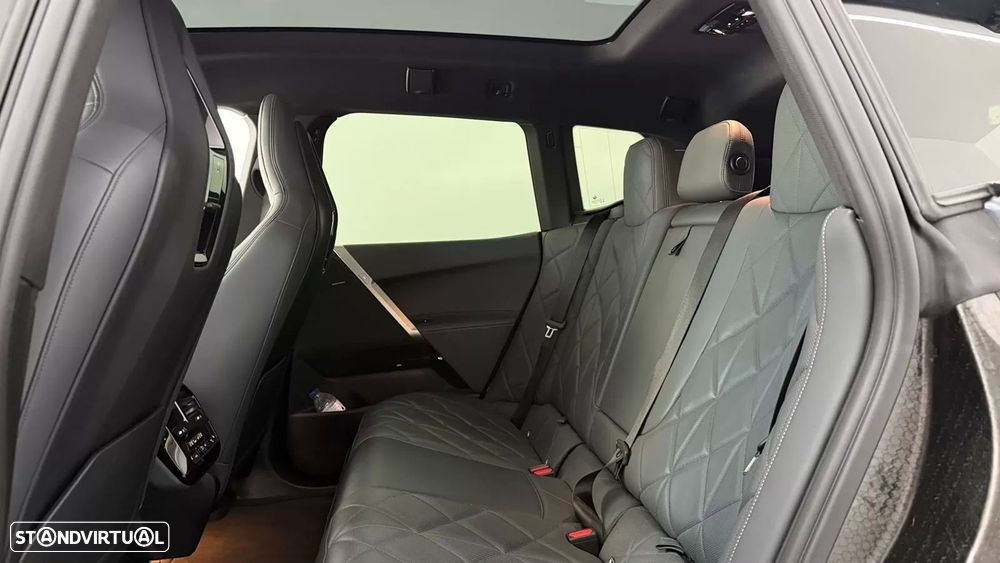 BMW iX xDrive 50 Pack Desportivo - 30