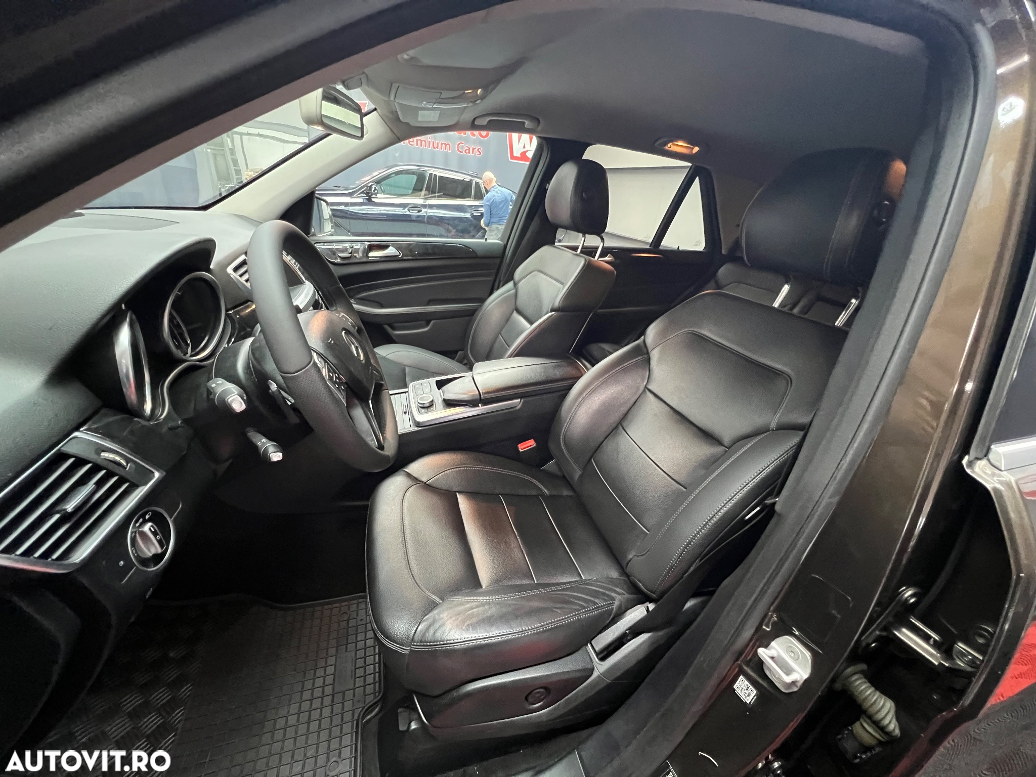Mercedes-Benz ML 350 BlueTec 4MATIC Aut - 10