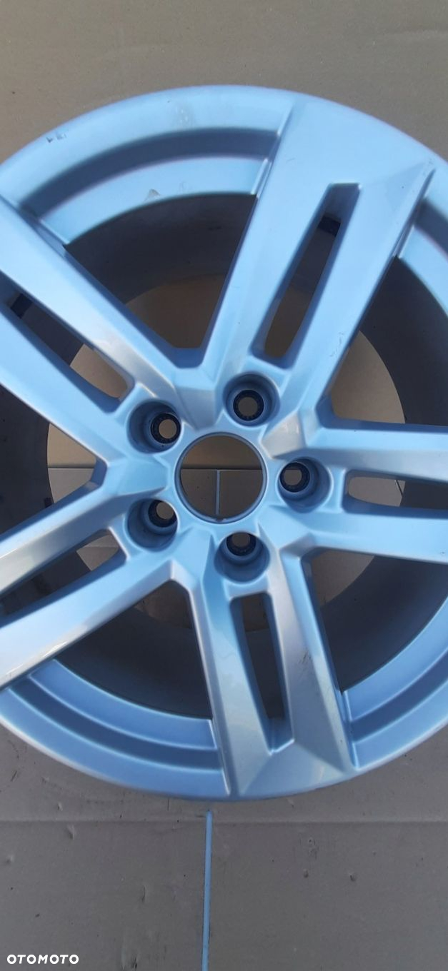 FELGA AUDI A4 B9 7Jx17 ET42 - 4